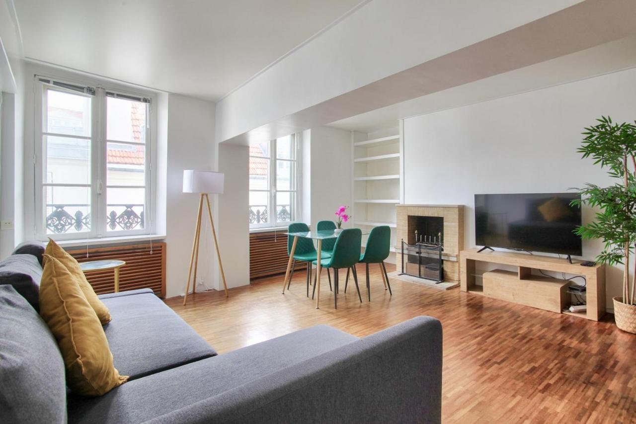 3 Bedrooms Le Marais Beauregard 파리 외부 사진